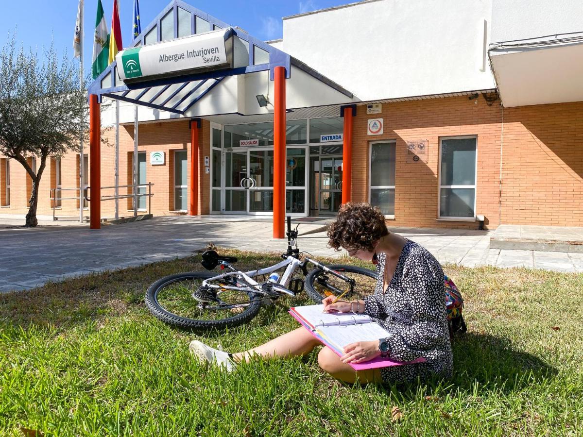 Albergue Inturjoven Sevilla Eksteriør bilde