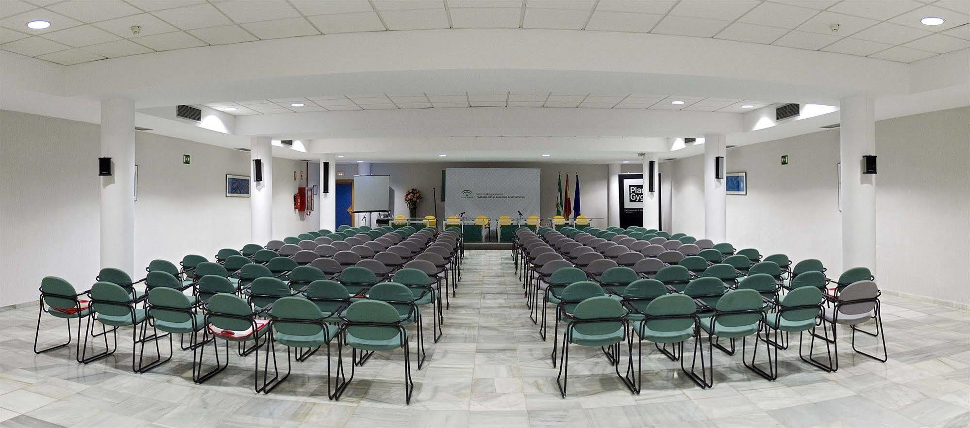 Albergue Inturjoven Sevilla Eksteriør bilde